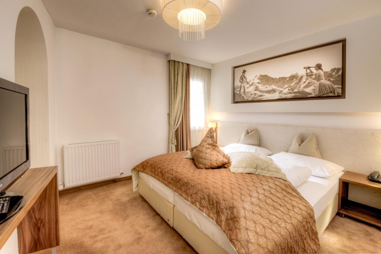 Hotel Brigitte Ισγκλ Εξωτερικό φωτογραφία