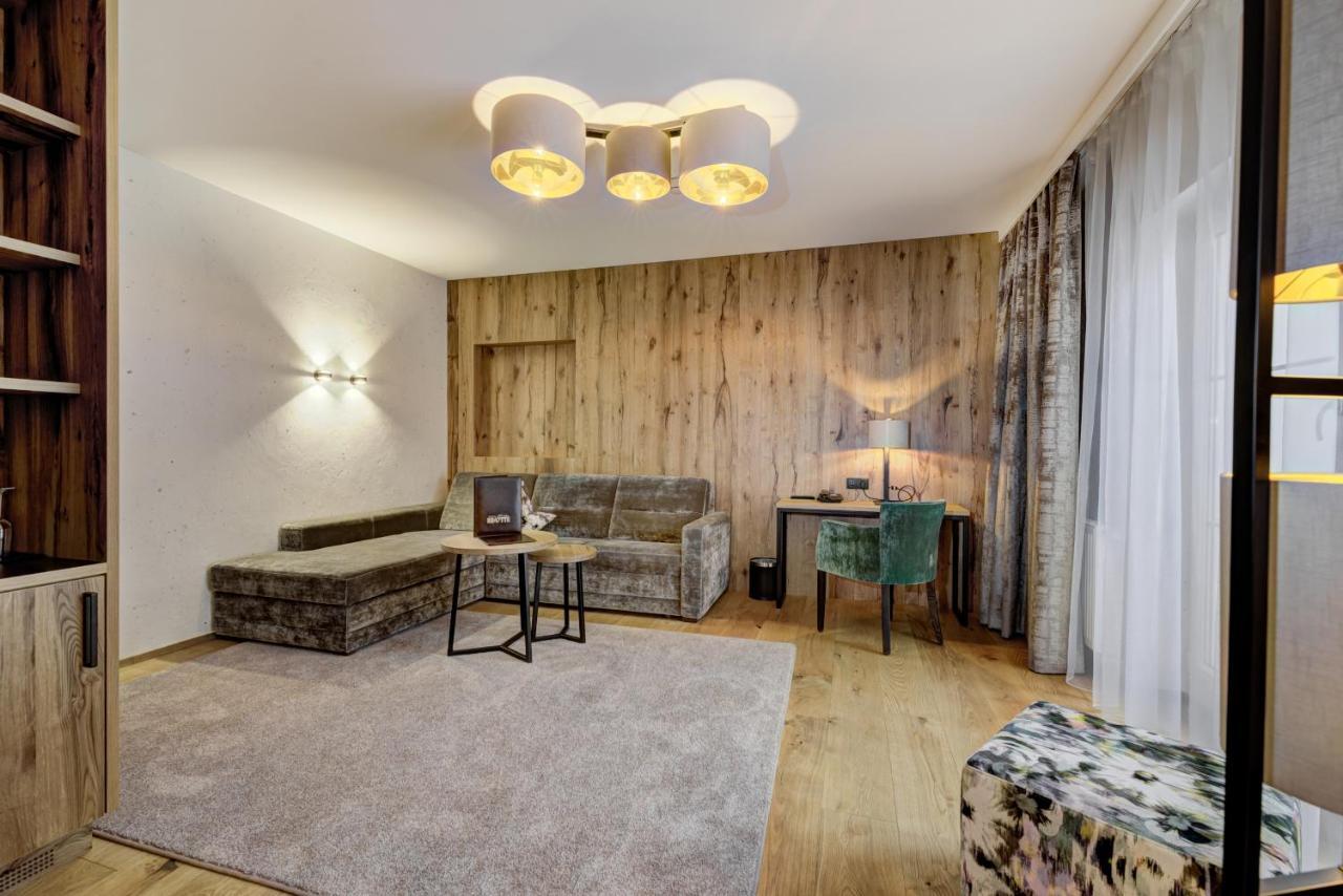 Hotel Brigitte Ισγκλ Εξωτερικό φωτογραφία