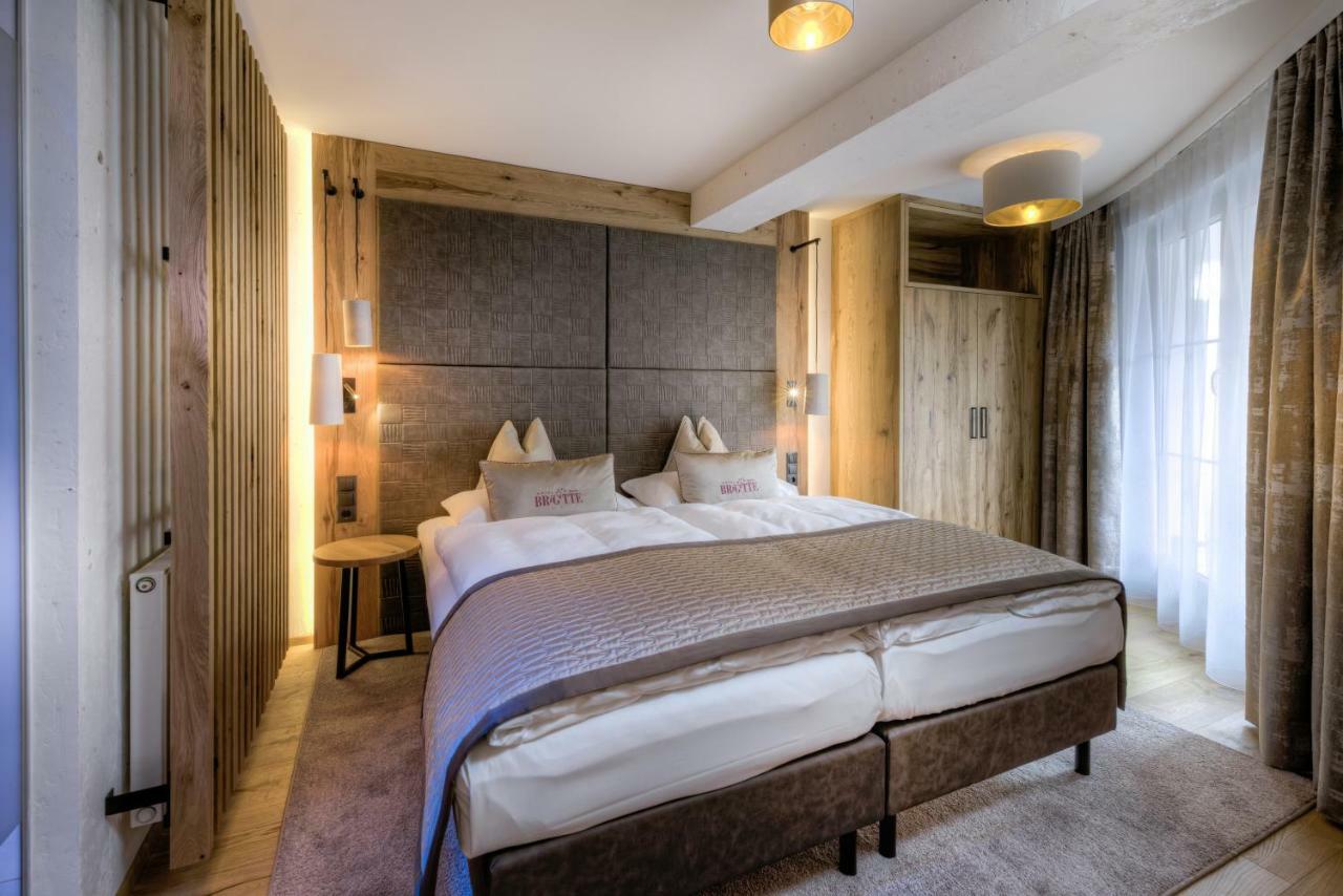 Hotel Brigitte Ισγκλ Εξωτερικό φωτογραφία