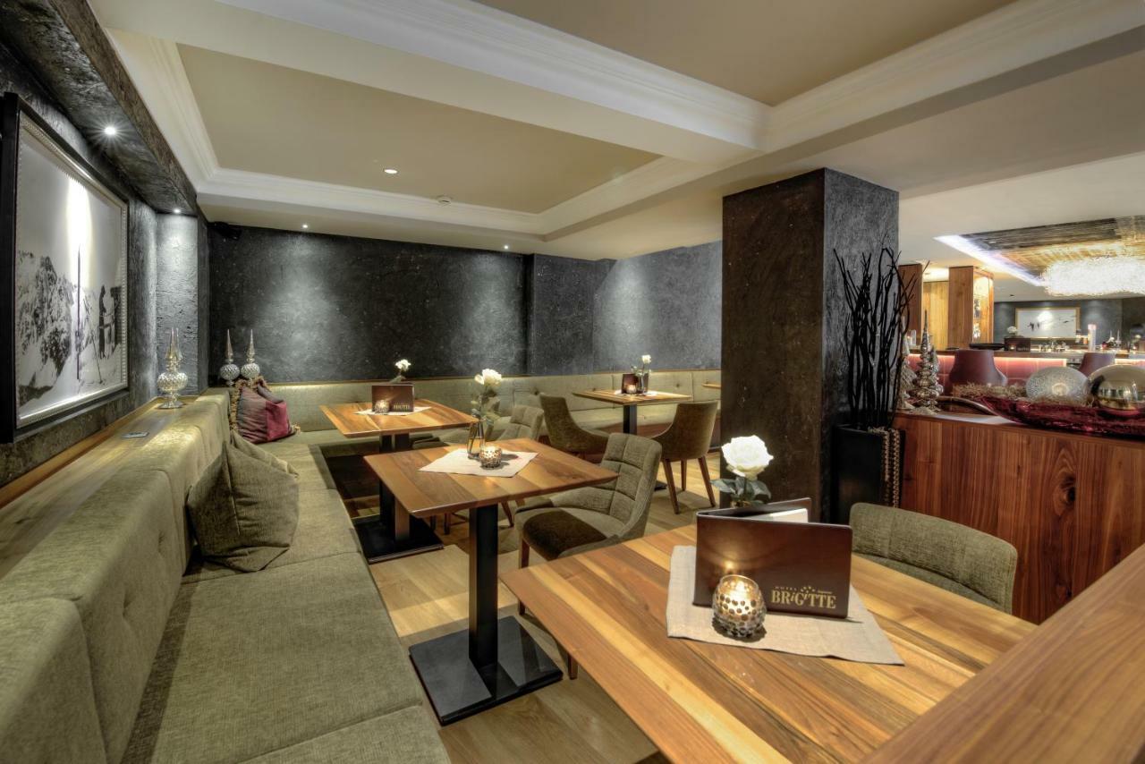 Hotel Brigitte Ισγκλ Εξωτερικό φωτογραφία